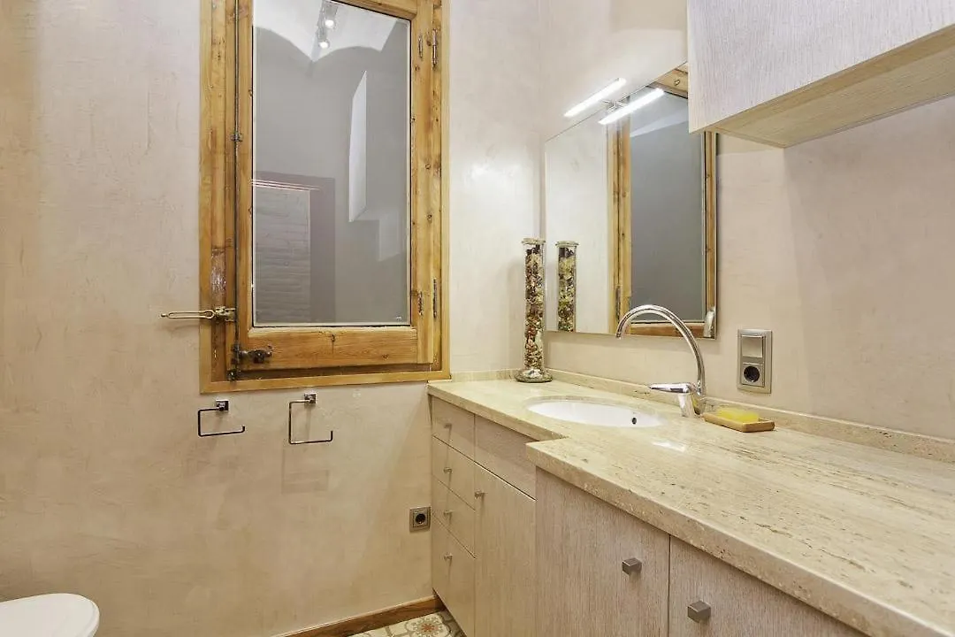 Apartment Pere Serafi Барселона 0*,  Испания
