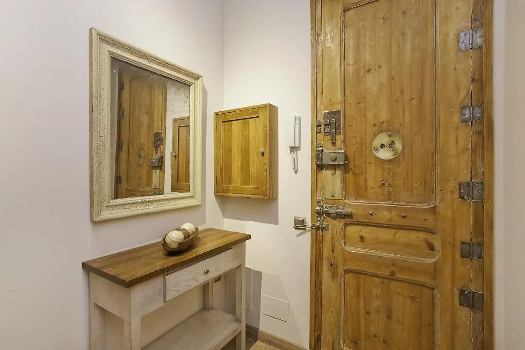 Apartment Pere Serafi Barcelona Spain
